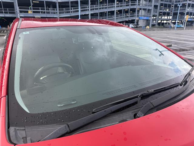 今までの中古車売買は市場に出回る中で、いくつもの業者や輸送費がかかっていて、購入時に大きなコストが上乗せされていました。ＭＯＴＡ　ＤＩＲＥＣＴはそんな中間コストを大幅に削減。だから安く販売！