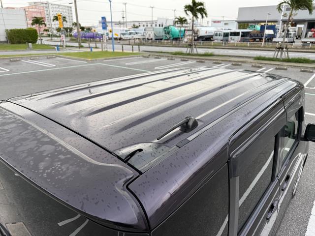 査定員が車両をしっかりチェック