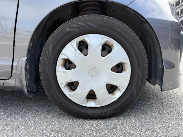 フリード Ｇ　プレミアムエディション　地デジＴＶ　盗難防止　ワンオーナー車　Ｄレコ　ＶＳＡ　電動格納ドアミラー　Ｂカメラ　ウォークスルー　オートクルーズ　キーレスキー　禁煙　パワステ　ＡＡＣ　ＥＴＣ車載器　パワーウィンド　ＡＢＳ　ＢＴ接続（15枚目）