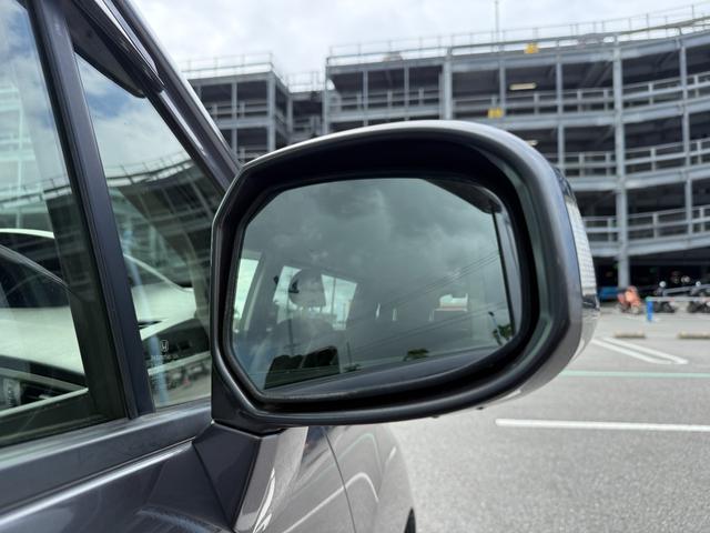 フリード Ｇ　プレミアムエディション　地デジＴＶ　盗難防止　ワンオーナー車　Ｄレコ　ＶＳＡ　電動格納ドアミラー　Ｂカメラ　ウォークスルー　オートクルーズ　キーレスキー　禁煙　パワステ　ＡＡＣ　ＥＴＣ車載器　パワーウィンド　ＡＢＳ　ＢＴ接続（20枚目）