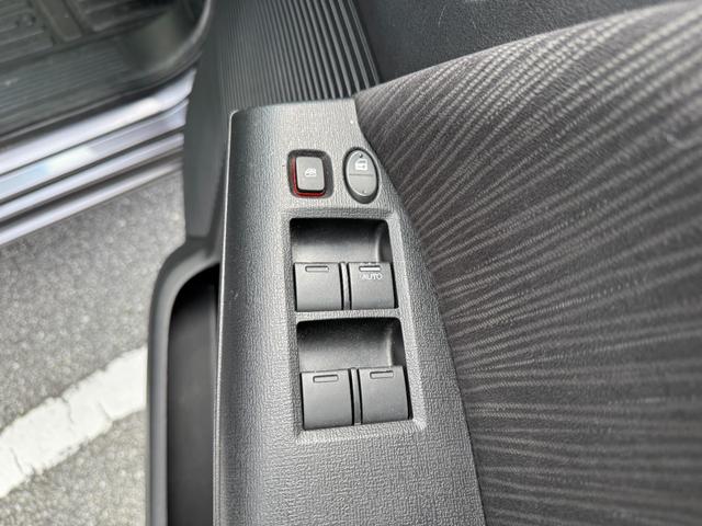 フリード Ｇ　プレミアムエディション　地デジＴＶ　盗難防止　ワンオーナー車　Ｄレコ　ＶＳＡ　電動格納ドアミラー　Ｂカメラ　ウォークスルー　オートクルーズ　キーレスキー　禁煙　パワステ　ＡＡＣ　ＥＴＣ車載器　パワーウィンド　ＡＢＳ　ＢＴ接続（23枚目）