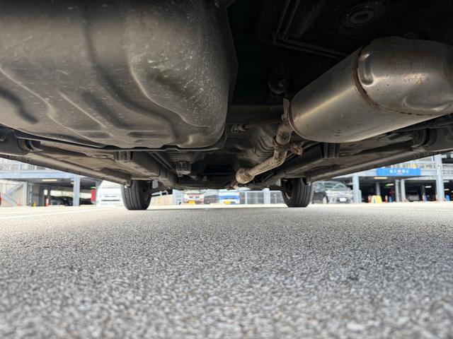 今までの中古車売買は市場に出回る中で、いくつもの業者や輸送費がかかっていて、購入時に大きなコストが上乗せされていました。ＭＯＴＡ　ＤＩＲＥＣＴはそんな中間コストを大幅に削減。だから安く販売！