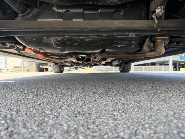 今までの中古車売買は市場に出回る中で、いくつもの業者や輸送費がかかっていて、購入時に大きなコストが上乗せされていました。ＭＯＴＡ　ＤＩＲＥＣＴはそんな中間コストを大幅に削減。だから安く販売！