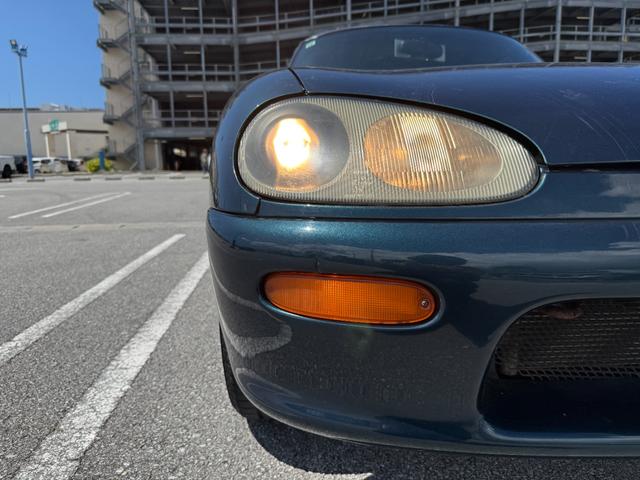 査定員が車両をしっかりチェック