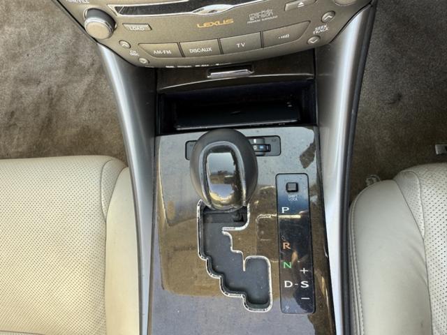 IS IS350C キーレス/スマートキー/Wエアコン/ETC/障害物センサー/バックカメラ/Bluetooth/CD/DVD/電動シート 地デジ DVD再生 スマートキー HDDナビ ETC クルーズコントロール BT(26枚目)
