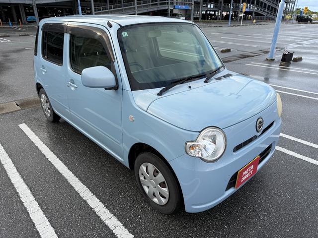 査定員が車両をしっかりチェック