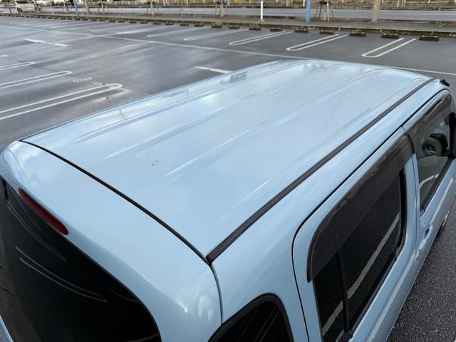 査定員が車両をしっかりチェック