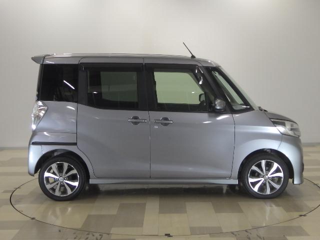 デイズルークス ハイウェイスターターボ 禁煙・純正ナビ・アラウンドビューモニター・ETC・インテリキー・両側電動スライドドア・リアシーリングファン・エマージェンシーブレーキ・踏み間違い防止アシスト・HID・アルミ・1オーナー ベンチシー(6枚目)