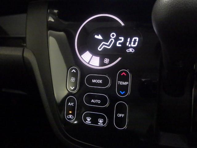 デイズルークス ハイウェイスターターボ 禁煙・純正ナビ・アラウンドビューモニター・ETC・インテリキー・両側電動スライドドア・リアシーリングファン・エマージェンシーブレーキ・踏み間違い防止アシスト・HID・アルミ・1オーナー ベンチシー(11枚目)