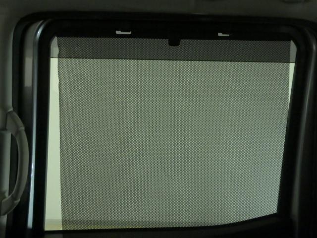 デイズルークス ハイウェイスターターボ 禁煙・純正ナビ・アラウンドビューモニター・ETC・インテリキー・両側電動スライドドア・リアシーリングファン・エマージェンシーブレーキ・踏み間違い防止アシスト・HID・アルミ・1オーナー ベンチシー(18枚目)