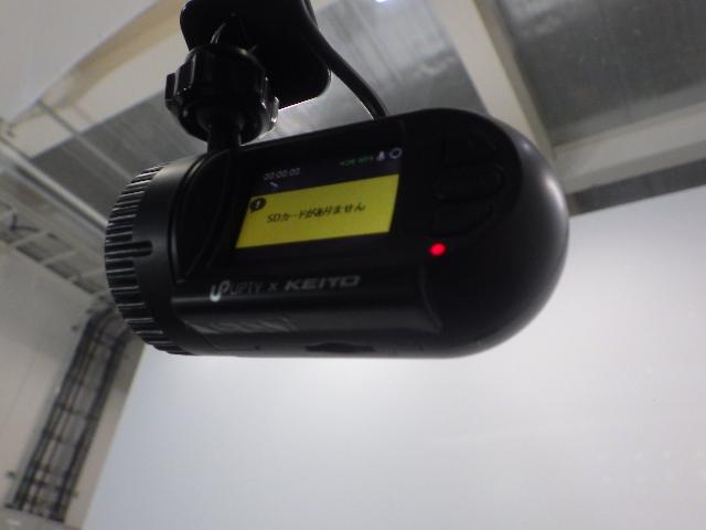 N-ONE G 禁煙・純正ナビ・バックカメラ・ETC・ドラレコ・スマートキー・オートAC・ベンチシート・1オーナー 電動格納ミラ- Sキー ETC付き オ-トエアコン メンテナンスノート 後カメラ ナビTV ワンセグ(4枚目)