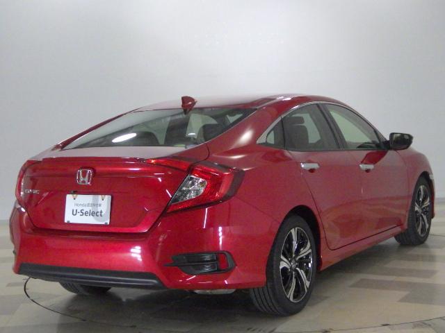 シビック セダン ホンダセンシング・純正ナビ・ETC・レザーインテリア・17インチアルミ・スマートキー・シートヒーター・パドルシフト・LED・オートハイビーム・1オーナー サイドエアバッグ ワンオーナー車 USB(5枚目)