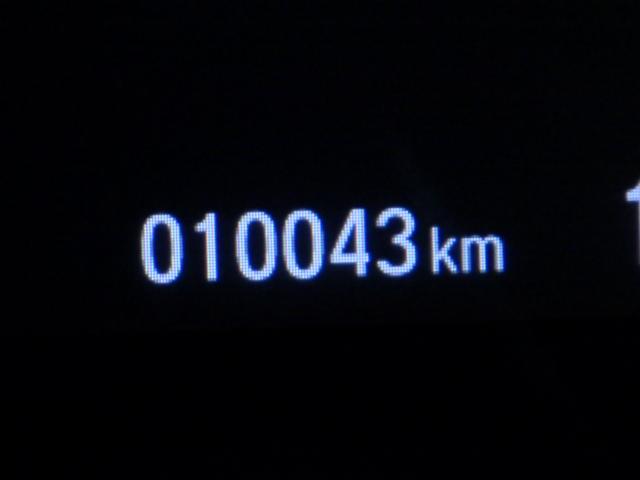 シビック セダン ホンダセンシング・純正ナビ・ETC・レザーインテリア・17インチアルミ・スマートキー・シートヒーター・パドルシフト・LED・オートハイビーム・1オーナー サイドエアバッグ ワンオーナー車 USB(15枚目)