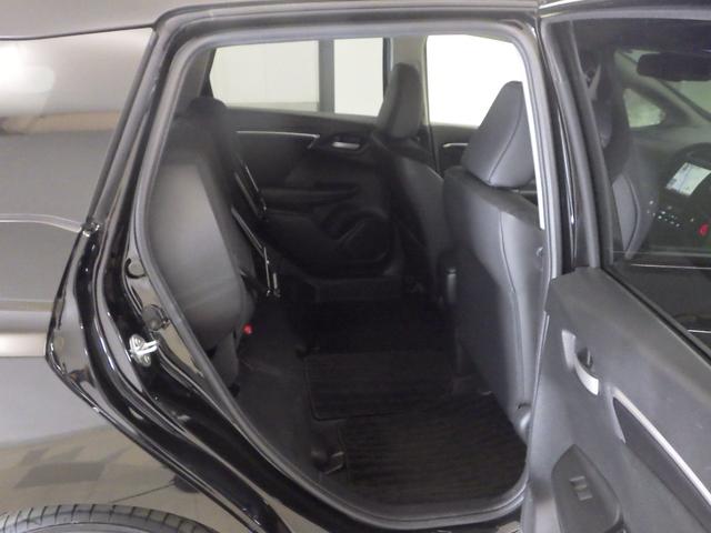 シャトル ハイブリッドXホンダセンシング 禁煙・8インチナビ・ETC・スマートキー・シートヒーター・プラズマクラスター・パドルシフト・カーテンSRS・LED・オートハイビーム・1オーナー 電格ミラー BLUETOOTH LKAS 横滑抑制(17枚目)