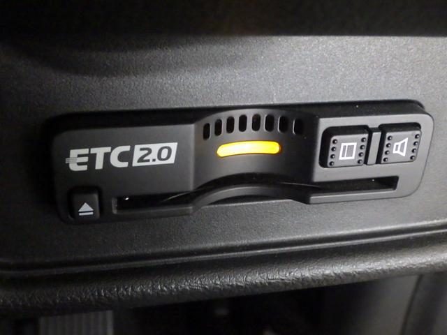 オデッセイ アブソルート・EXホンダセンシング 禁煙・9インチナビ・後席モニター・マルチビューカメラ・前後ドラレコ・ETC2.0・3ゾーンAC・両側電動スライドドア・シートヒーター・クレードルシート・パーキングセンサー・ブラインドスポット・1オーナ(11枚目)