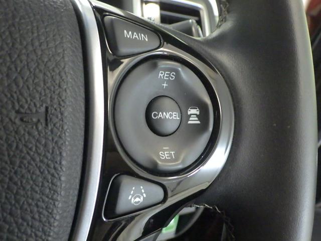 オデッセイ アブソルート・EXホンダセンシング 禁煙・9インチナビ・後席モニター・マルチビューカメラ・前後ドラレコ・ETC2.0・3ゾーンAC・両側電動スライドドア・シートヒーター・クレードルシート・パーキングセンサー・ブラインドスポット・1オーナ(14枚目)