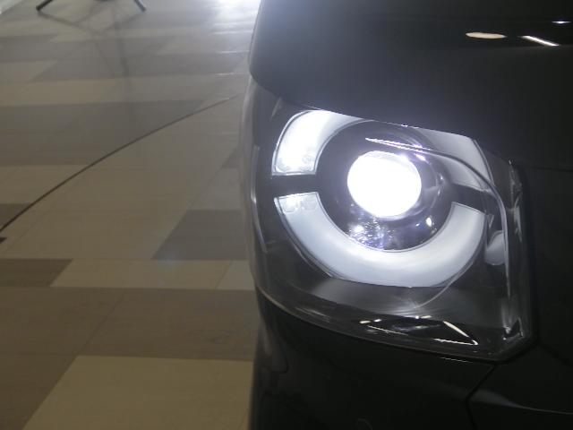 ＬＥＤヘッドライト！省電力で明るく遠くまで照らし、夜道や雨天時などの安心感を高めます☆点灯の瞬間から光量を放つＬＥＤの特性により、トンネルへの進入直後などでも安心感のある視界を提供します！
