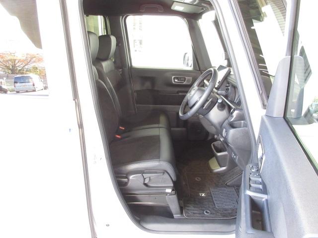 Ｎ－ＢＯＸカスタム ターボ　禁煙・デモＵＰ・９インチＣＯＮＮＥＣＴナビ・前後ドラレコ・ＥＴＣ・スマートキー・両側電動スライドドア・シートヒーター・パドルシフト・カーテンＳＲＳ・ホンダセンシング・パーキングセンサー・ＬＥＤ・アルミ（17枚目）