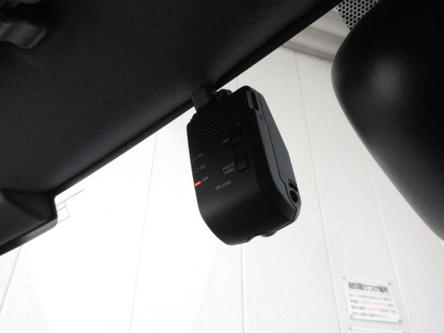 N-VAN e: e:ファン 禁煙車 エアコン ドライブレコーダー ESC スマートキー フルセグTV 両側スライドドア 運転席シートヒーター ETC USB オートクルーズコントロール バックモニター パワーウィンドウ 記録簿(4枚目)