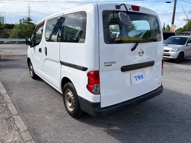 ＮＶ２００バネットバン 　キーレスエントリー・ＨＩＤ・展示、試乗車・ホワイト・エアコン・パワーステアリング（6枚目）