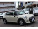 ＭＩＮＩ クーパー　ディーラー車　禁煙車　スマートキー　プッシュスタート　アイドリングストップ　本土仕入れ（5枚目）