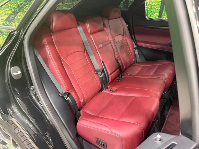 ＲＸ ＲＸ４５０ｈ　Ｆスポーツ　禁煙車　サンルーフ　ＴＲＤエアロ　純正１２型ナビ　全周囲カメラ　レーダークルーズ　電動リアゲート　レザーシート　全席シートヒーター　前席シートエアコン　コーナーセンサー　純正２０インチアルミ（11枚目）