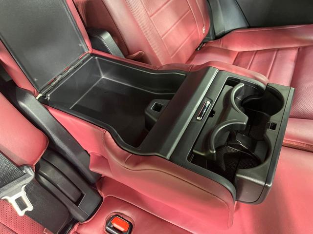ＲＸ ＲＸ４５０ｈ　Ｆスポーツ　禁煙車　サンルーフ　ＴＲＤエアロ　純正１２型ナビ　全周囲カメラ　レーダークルーズ　電動リアゲート　レザーシート　全席シートヒーター　前席シートエアコン　コーナーセンサー　純正２０インチアルミ（34枚目）