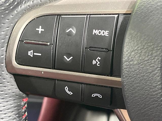 ＲＸ ＲＸ４５０ｈ　Ｆスポーツ　禁煙車　サンルーフ　ＴＲＤエアロ　純正１２型ナビ　全周囲カメラ　レーダークルーズ　電動リアゲート　レザーシート　全席シートヒーター　前席シートエアコン　コーナーセンサー　純正２０インチアルミ（52枚目）
