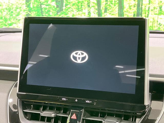カローラクロス ハイブリッド　Ｚ　禁煙車　登録済未使用車　純正１０型ナビ　全周囲カメラ　ブラインドスポットモニター　レーダークルーズコントロール　パワーバックドア　シートヒーター　シートクーラー　オートハイビーム　ＥＴＣ（3枚目）