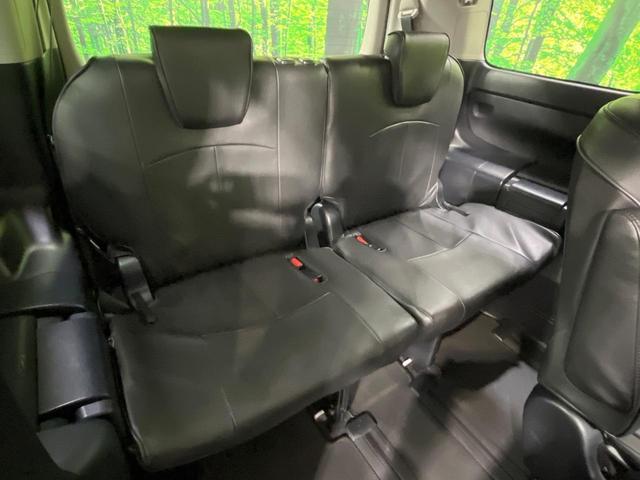 ヴォクシー ＺＳ　煌　禁煙車　後席モニター　１０型ＢＩＧＸ　フルセグ　バックカメラ　両側電動スライド　ＬＥＤヘッド　フォグランプ　純正１６インチアルミ　ＥＴＣ　アイドリングストップ　ＤＶＤ再生　オートライト　オートエアコン（12枚目）