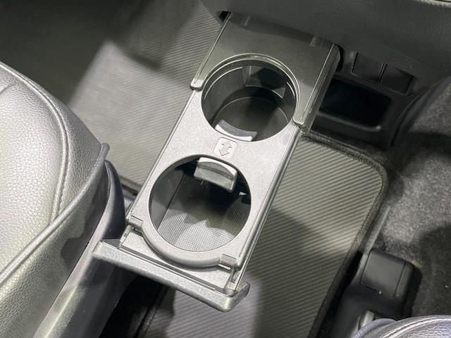 ヴォクシー ＺＳ　煌　禁煙車　後席モニター　１０型ＢＩＧＸ　フルセグ　バックカメラ　両側電動スライド　ＬＥＤヘッド　フォグランプ　純正１６インチアルミ　ＥＴＣ　アイドリングストップ　ＤＶＤ再生　オートライト　オートエアコン（46枚目）