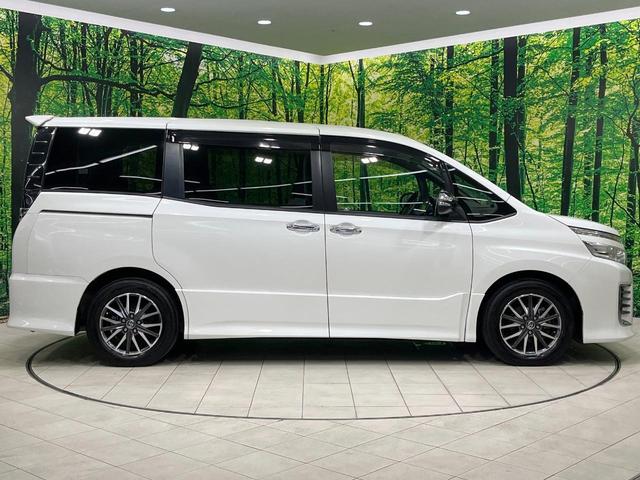 ヴォクシー ＺＳ　煌　禁煙車　後席モニター　１０型ＢＩＧＸ　フルセグ　バックカメラ　両側電動スライド　ＬＥＤヘッド　フォグランプ　純正１６インチアルミ　ＥＴＣ　アイドリングストップ　ＤＶＤ再生　オートライト　オートエアコン（53枚目）