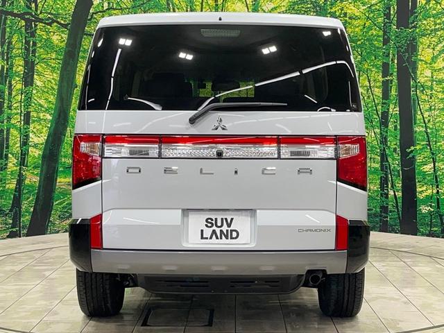デリカＤ：５ シャモニー　禁煙車　純正１０型ナビ　全周囲カメラ　フルセグ　電動サイドステップ　両側電動ドア　電動リアゲート　レーダークルーズ　ブラインドスポットモニター　シートヒーター　ＥＴＣ　ＬＥＤライト　純正ＡＷ（18枚目）
