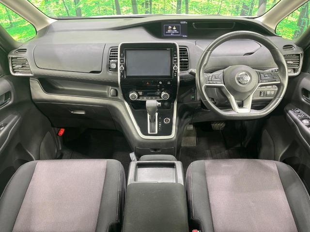 セレナ ハイウェイスター VセレクションII 禁煙車 セーフティパックA 後席モニター 純正9型ナビ 全周囲カメラ フルセグ 両側電動ドア クルーズコントロール 駐車支援 コーナーセンサー ETC 純正16インチアルミ LEDヘッド オートライト(2枚目)