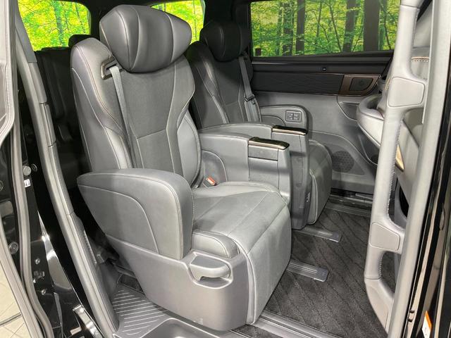 アルファード Z 禁煙車 ムーンルーフ 後席モニター 純正14型ナビ 全周囲カメラ フルセグ 両側電動スライド チームメイト ブラインドスポットモニター デジタルインナーミラー 電動リアゲート 純正18インチアルミ(10枚目)