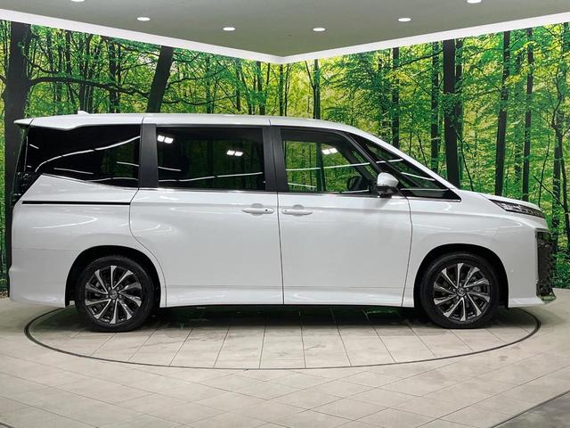 ヴォクシー ハイブリッドS-Z 年次改モデル 登録済未使用車 後席モニター 快適利便PKG 全周囲カメラ 10型ナビ フルセグ 両側電動ドア アドバンスパーク 3眼LEDライト レーダークルーズ ブラインドスポット デジタルミラー(30枚目)