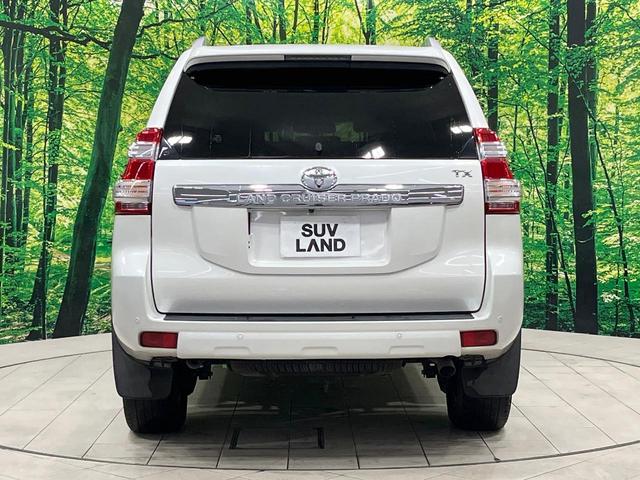 ランドクルーザープラド TX Lパッケージ・G-フロンティア 禁煙車 サンルーフ 純正SDナビ バックカメラ 寒冷地仕様 レザーシート コーナーセンサー スマートキー LEDヘッド 純正17インチアルミ ルーフレール ETC クルコン オートライト(18枚目)