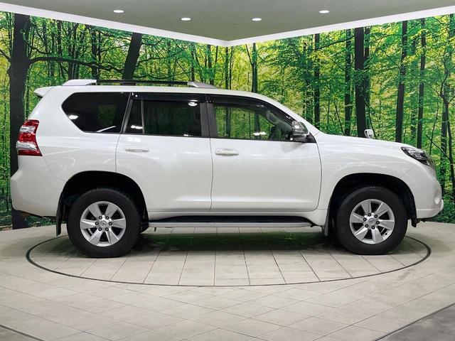 ランドクルーザープラド TX Lパッケージ・G-フロンティア 禁煙車 サンルーフ 純正SDナビ バックカメラ 寒冷地仕様 レザーシート コーナーセンサー スマートキー LEDヘッド 純正17インチアルミ ルーフレール ETC クルコン オートライト(61枚目)