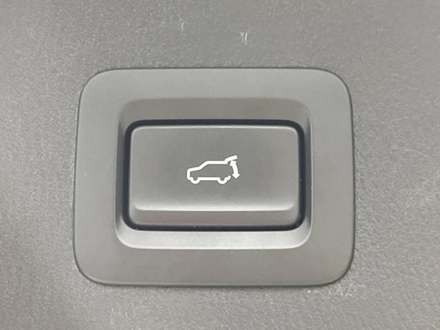ＣＸ－８ ２５Ｓ　プロアクティブ　禁煙車　純正１０型ナビ　全周囲カメラ　レーダークルーズ　ブラインドスポットモニター　６人乗り　電動リアゲート　コーナーセンサー　メモリーシート　シートヒーター　ＬＥＤヘッド　ＥＴＣ（7枚目）