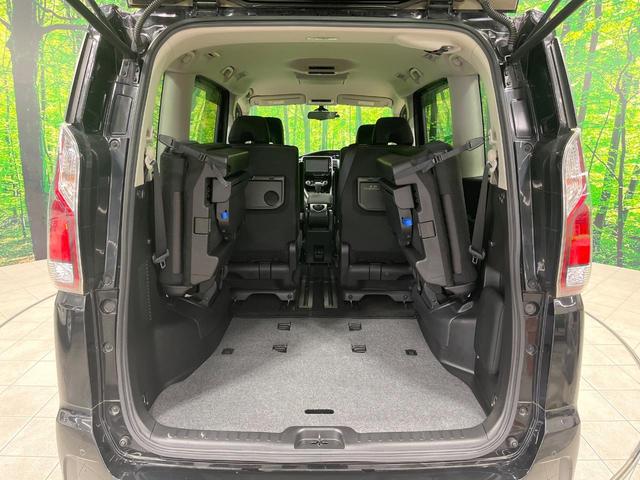 セレナ ハイウェイスター Vセレクション 禁煙車 両側電動ドア 純正SDナビ 後席モニター 全周囲カメラ 衝突被害軽減システム コーナーセンサー LEDヘッド ビルトインETC クルコン パークアシスト オートライト オートエアコン(10枚目)