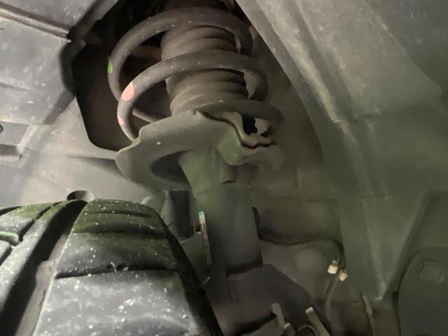 セレナ ハイウェイスター Vセレクション 禁煙車 両側電動ドア 純正SDナビ 後席モニター 全周囲カメラ 衝突被害軽減システム コーナーセンサー LEDヘッド ビルトインETC クルコン パークアシスト オートライト オートエアコン(20枚目)