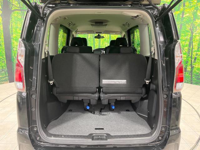 セレナ ハイウェイスター Vセレクション 禁煙車 両側電動ドア 純正SDナビ 後席モニター 全周囲カメラ 衝突被害軽減システム コーナーセンサー LEDヘッド ビルトインETC クルコン パークアシスト オートライト オートエアコン(40枚目)