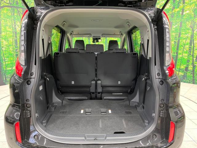 シエンタ ハイブリッドZ 禁煙車 純正10型ナビ 全周囲カメラ フルセグ 両側電動ドア ブラインドスポットモニター レーダークルーズ セーフティセンス コーナーセンサー 100V電源 LEDヘッド ETC スマートキー(12枚目)