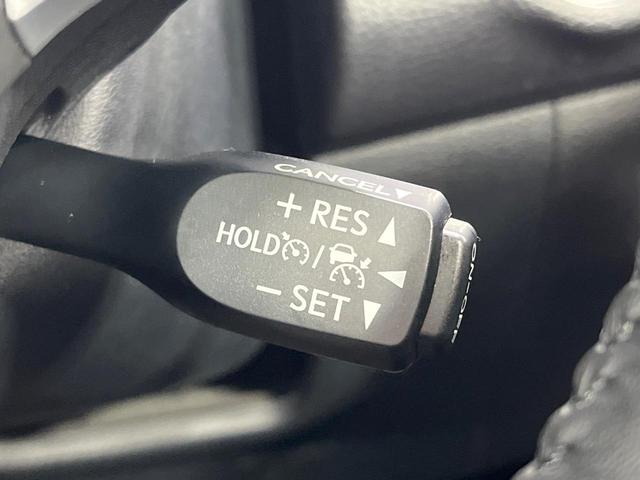 ハリアー プレミアム 禁煙車 サンルーフ 純正9型ナビ バックカメラ レーダークルーズコントロール パワーバックドア 車線逸脱防止 コーナーセンサー ETC 純正18インチアルミホイール LEDヘッドライト(6枚目)