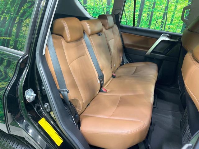 ランドクルーザープラド TX Lパッケージ 70thアニバーサリーリミテッド 禁煙車 サンルーフ 純正9型ナビ バックカメラ フルセグ レーダークルーズ シートベンチレーション 茶革 ETC パワーシート ステアリングスイッチ 純正AW ルーフレール LEDライト(10枚目)