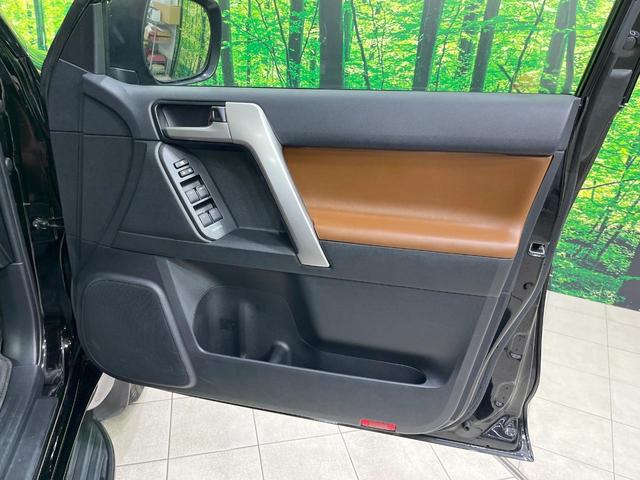 ランドクルーザープラド TX Lパッケージ 70thアニバーサリーリミテッド 禁煙車 サンルーフ 純正9型ナビ バックカメラ フルセグ レーダークルーズ シートベンチレーション 茶革 ETC パワーシート ステアリングスイッチ 純正AW ルーフレール LEDライト(46枚目)