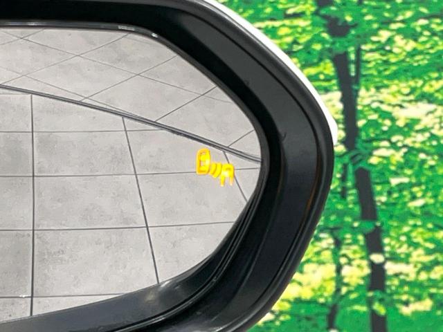 ヤリスクロス ハイブリッドZ 禁煙車 全周囲カメラ フルセグTV 電動リアゲート レーダークルーズ ブラインドスポットモニター 車線逸脱装置 シートヒーター ステアリングヒーター LEDヘッド&フォグ Bluetooth ETC(6枚目)