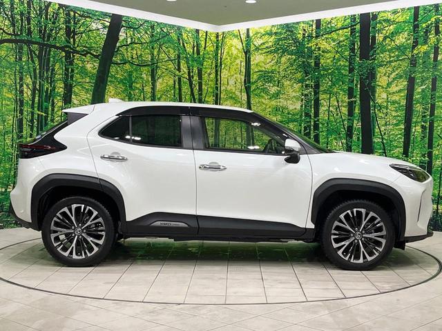 ヤリスクロス ハイブリッドZ 禁煙車 全周囲カメラ フルセグTV 電動リアゲート レーダークルーズ ブラインドスポットモニター 車線逸脱装置 シートヒーター ステアリングヒーター LEDヘッド&フォグ Bluetooth ETC(43枚目)