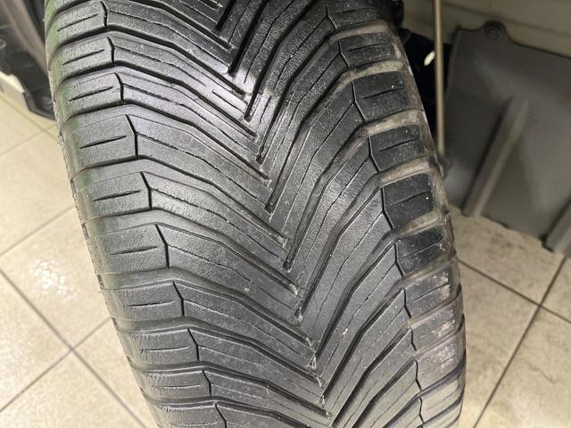 ヤリスクロス ハイブリッドZ 禁煙車 全周囲カメラ フルセグTV 電動リアゲート レーダークルーズ ブラインドスポットモニター 車線逸脱装置 シートヒーター ステアリングヒーター LEDヘッド&フォグ Bluetooth ETC(49枚目)