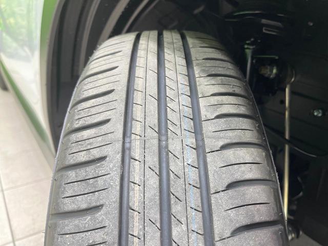 ライズ Z 登録済未使用車 純正9型ディスプレイ 全周囲カメラ フルセグ スマートアシスト レーダークルーズ クリアランスソナー シートヒーター リアフォグ LEDヘッド&フォグ 純正17インチアルミ スマートキ(22枚目)